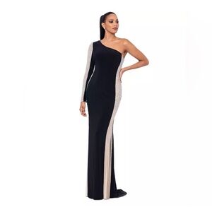 XSCAPE Women's Embellished One-Shoulder Gown